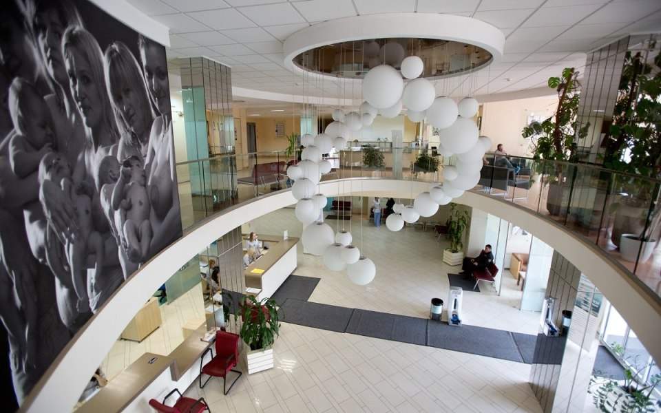 Пологовий будинок Ісіда