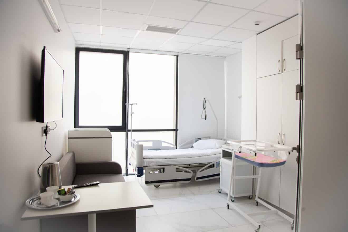 Пологовий будинок Адоніс