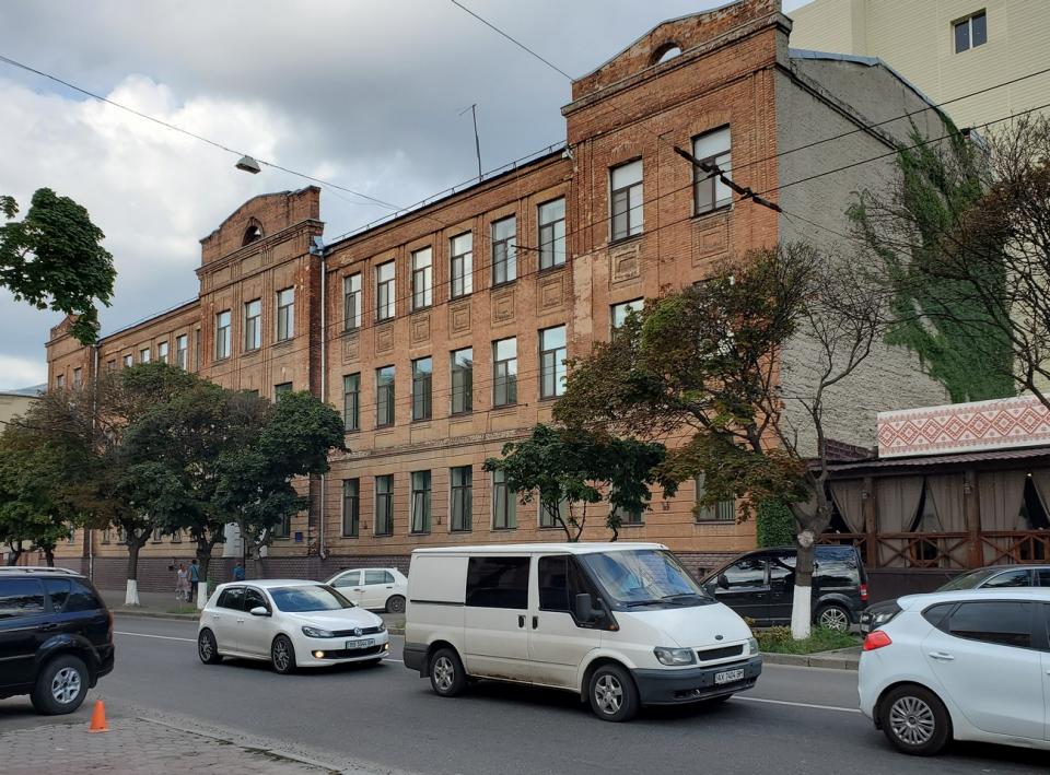 Спеціалізований міський клінічний пологовий будинок № 5 м. Харкова